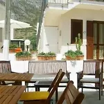 La Plaza Apartman *