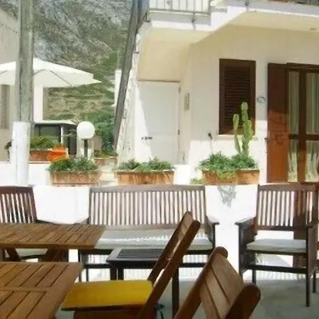 La Plaza 公寓 *